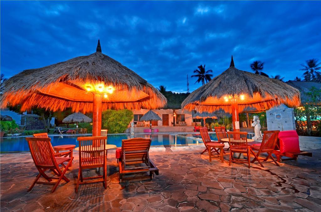 Pasific Beach Cottages Mangsit Exterior photo